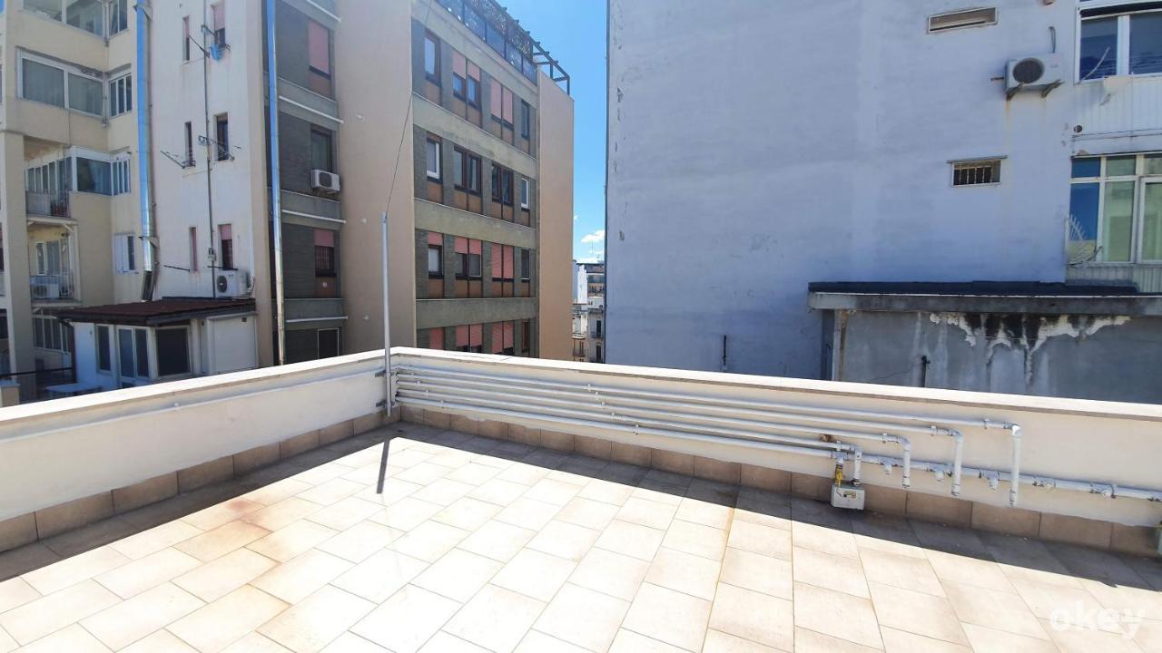 La Terrazza Tra I Tetti Studio - Bari Centro Leilighet Eksteriør bilde